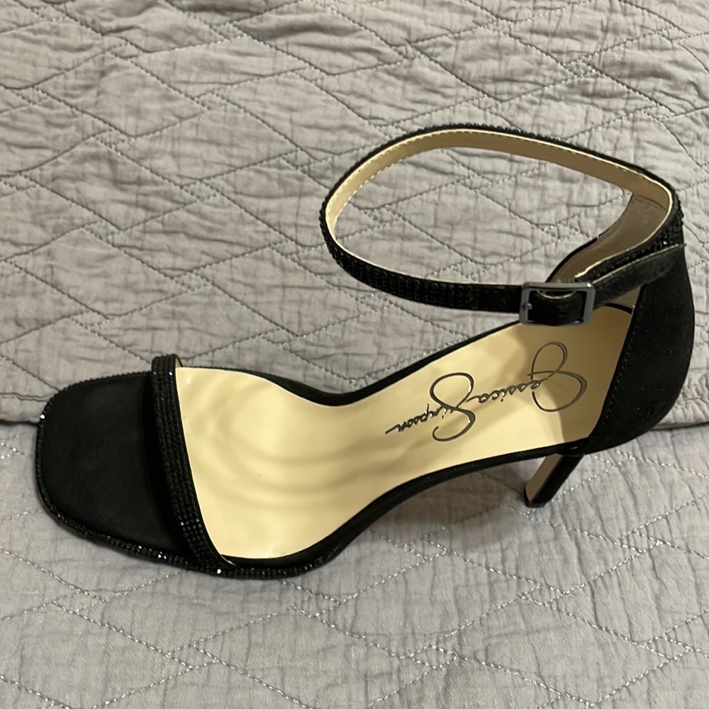 Shoes - Picture 2 of 10